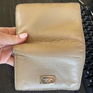 Michael kors wallet